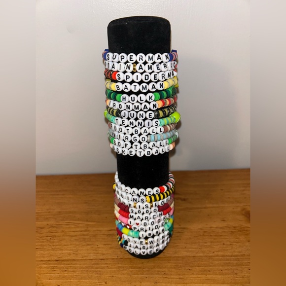 The Hulk (Superheroes) Heishi Bracelet - Picture 6 of 13